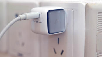 iPhone14充电头买哪个？努比亚大白35W氮化镓充电器入手分享
