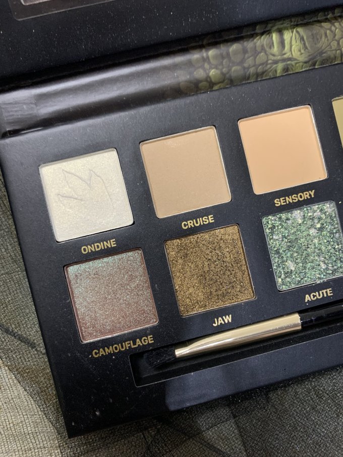 完美日记鳄鱼盘眼影测评