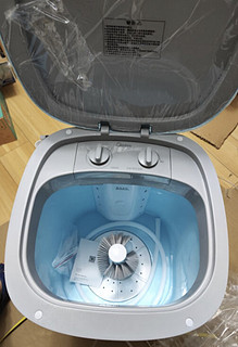 美的（Midea）4公斤半自动洗鞋机 360°全方位