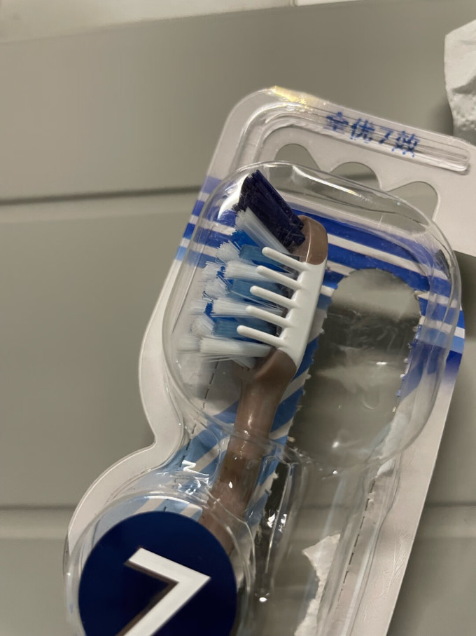 佳洁士牙刷