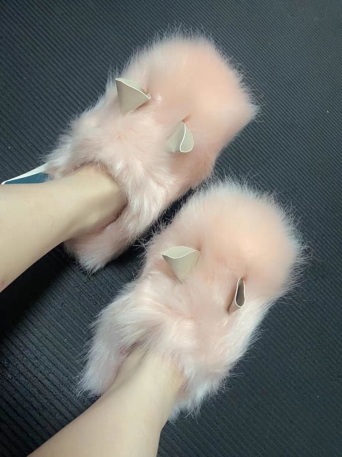 朴西女式拖鞋