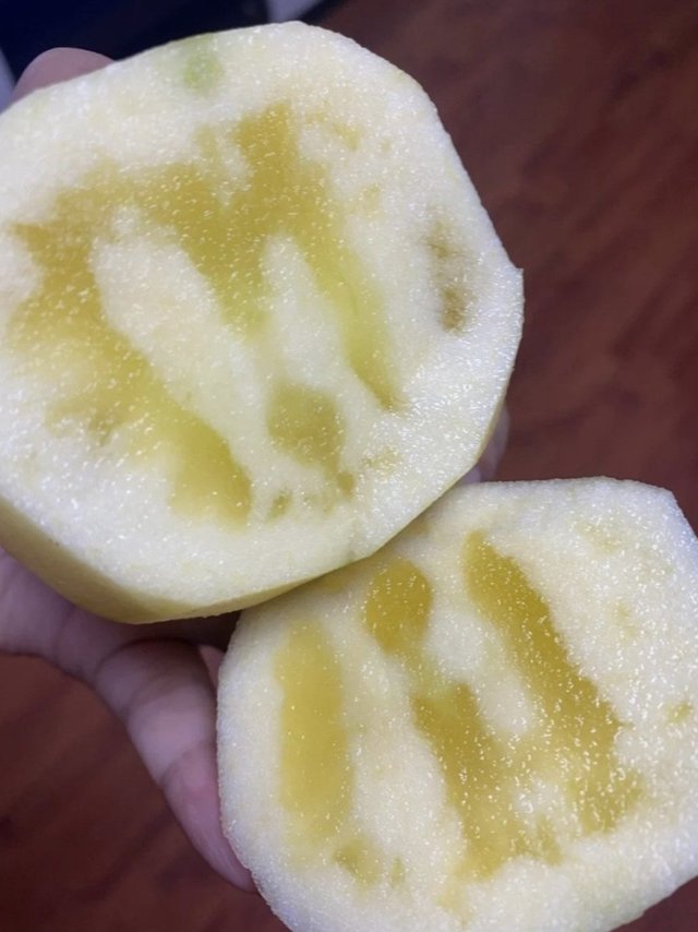 美味的冰糖心苹果，甜脆可口！