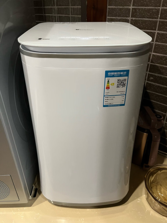 京东小天鹅(littleswan)洗衣机波轮全自动小型迷你 3公斤母