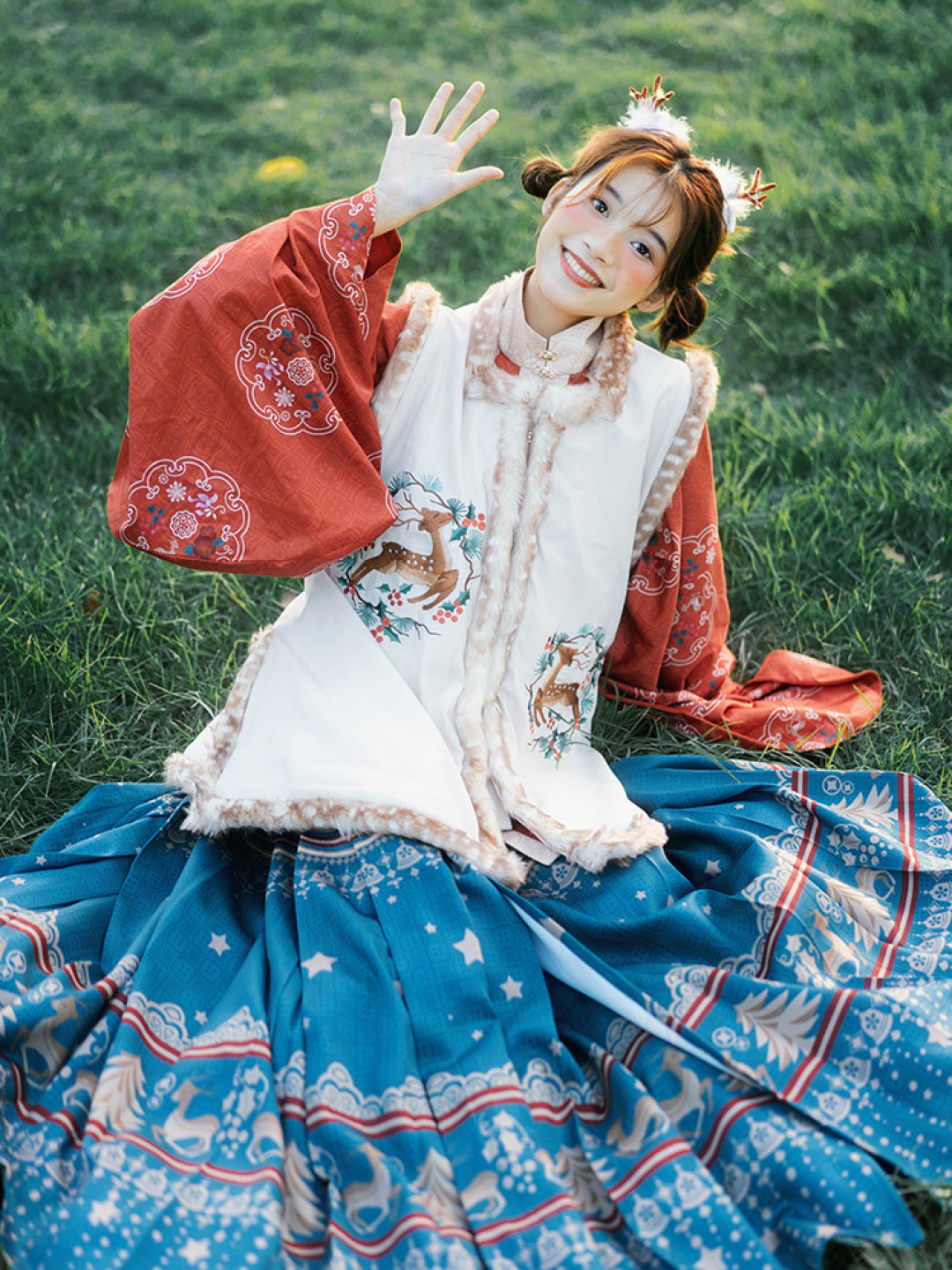 天冷能穿汉服吗?秋冬汉服这样混搭,保暖又好看!还有3款保暖神器,谁穿谁竖大拇指!