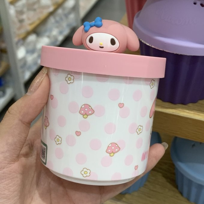 名创优品空气清新剂