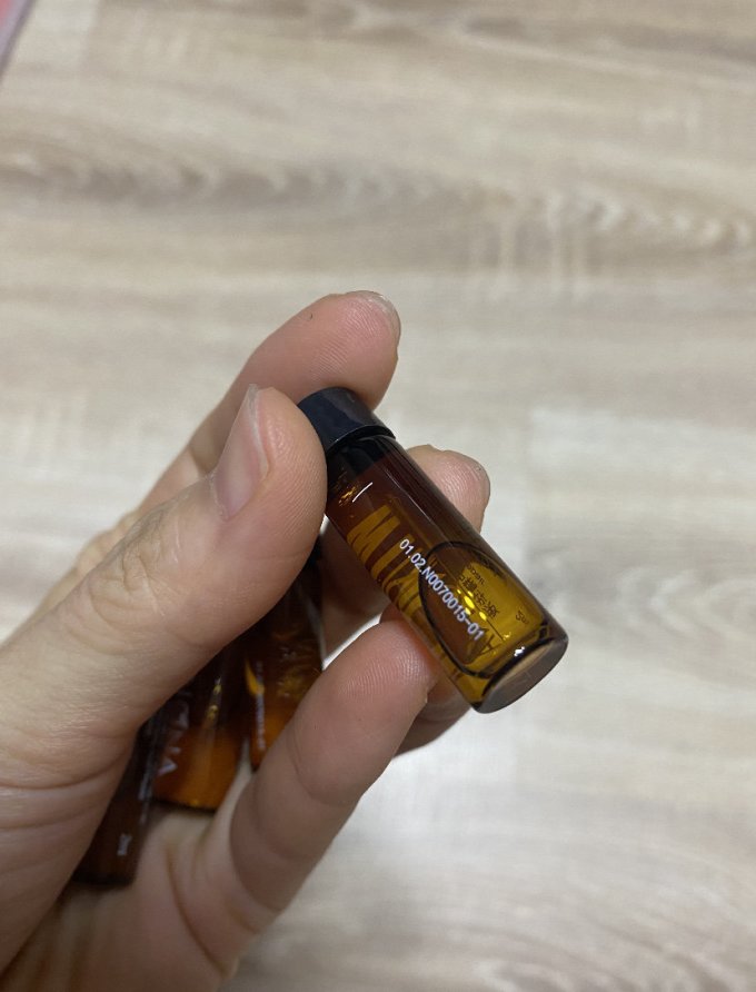 薇诺娜精华液
