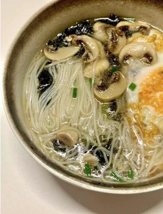 小熊电炖锅