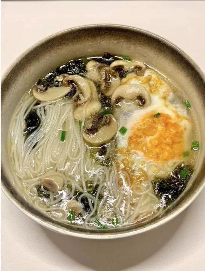 小熊电炖锅