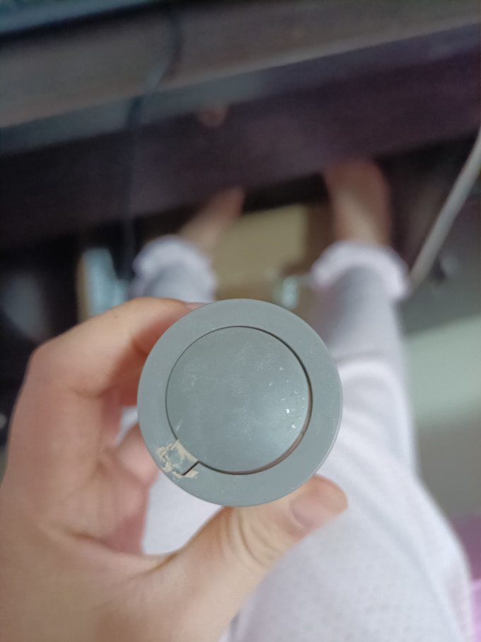 红地球粉底液