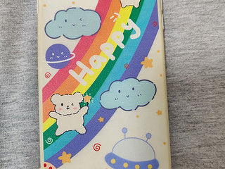 硅胶的手机壳～彩虹且有小熊的可爱手机壳