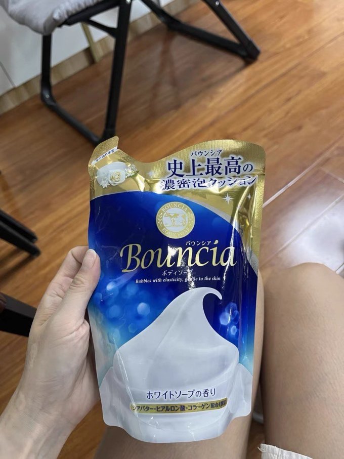 牛乳石硷沐浴露