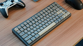 内行评测：雷神 VIC84 机械键盘丨关键词：铝合金、84键、水轴、热插拔、无线三模