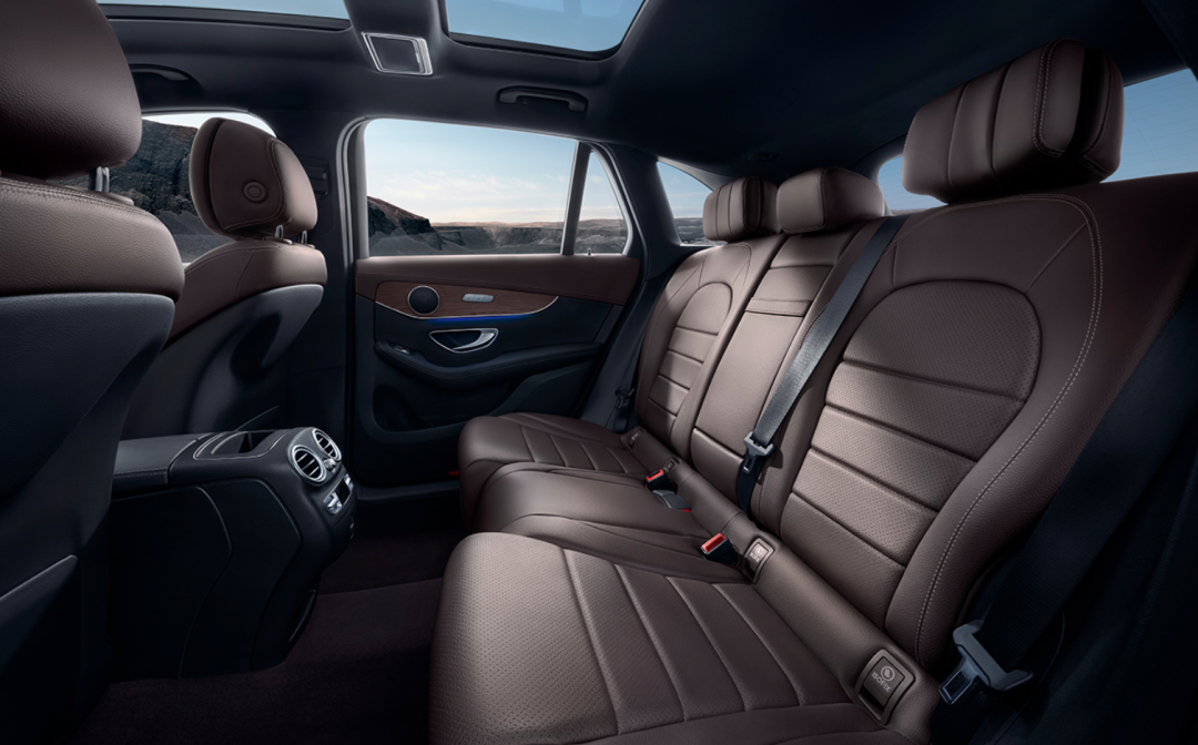 2023款奔驰glc轿跑suv上市,售价47.2万起