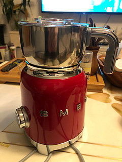 SMEG 电动奶泡机