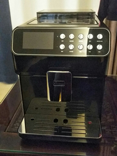 一键操作的全自动咖啡机