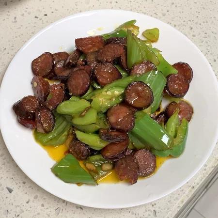 很好的麻辣香肠，正宗的四川味。