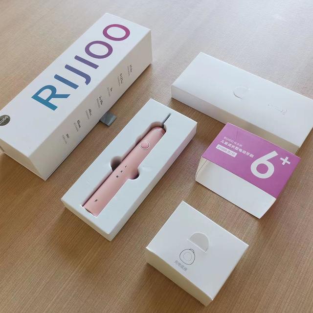 孩子几岁可以使用电动牙刷？2022年有什么好用不贵的儿童电动牙刷,儿童电动牙刷值得选购？【实测推荐】