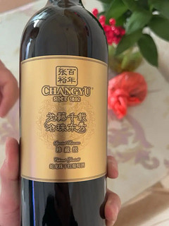 非常喜欢喝红酒，喝起来很好喝