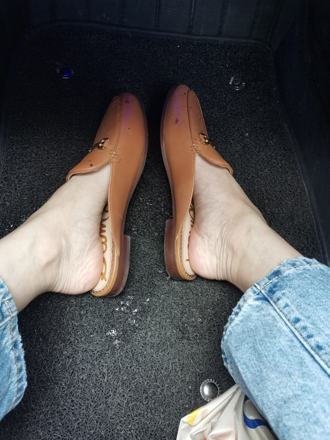 女式拖鞋