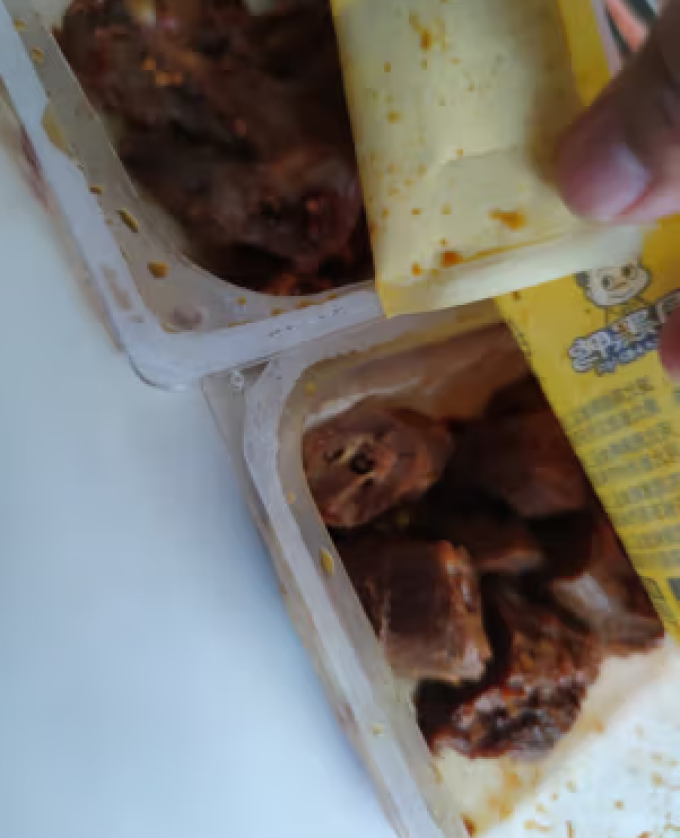 周黑鸭鸡鸭零食
