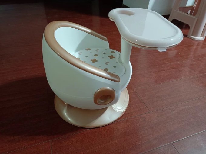 儿童餐具