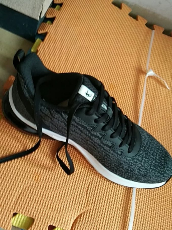 乔丹跑鞋