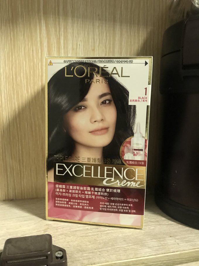 巴黎欧莱雅染发膏