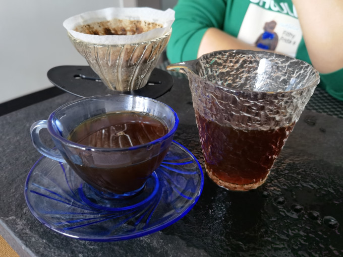 玻璃杯