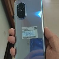 手机不错，屏幕大，声音也大，使用流畅