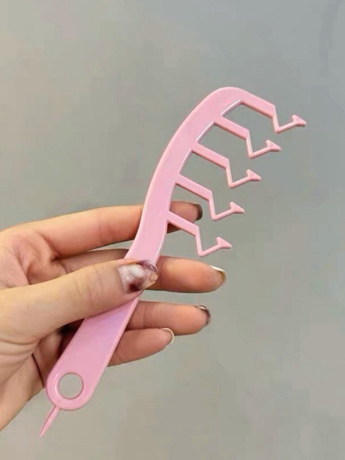 哎呦咪梳子
