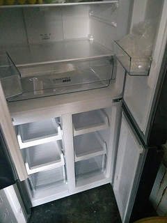 这款冰箱质量不错，制冷效果很给力