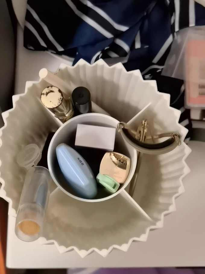 收纳箱/桶/凳