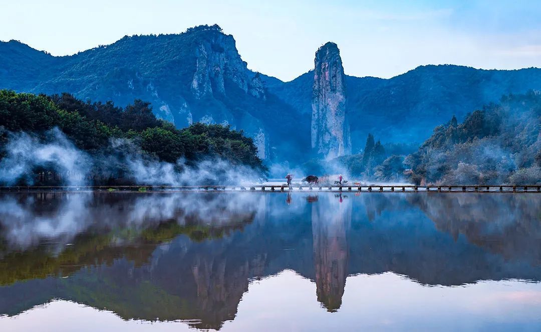 缙云鼎湖峰石梁桥宛如仙境 08摄图网