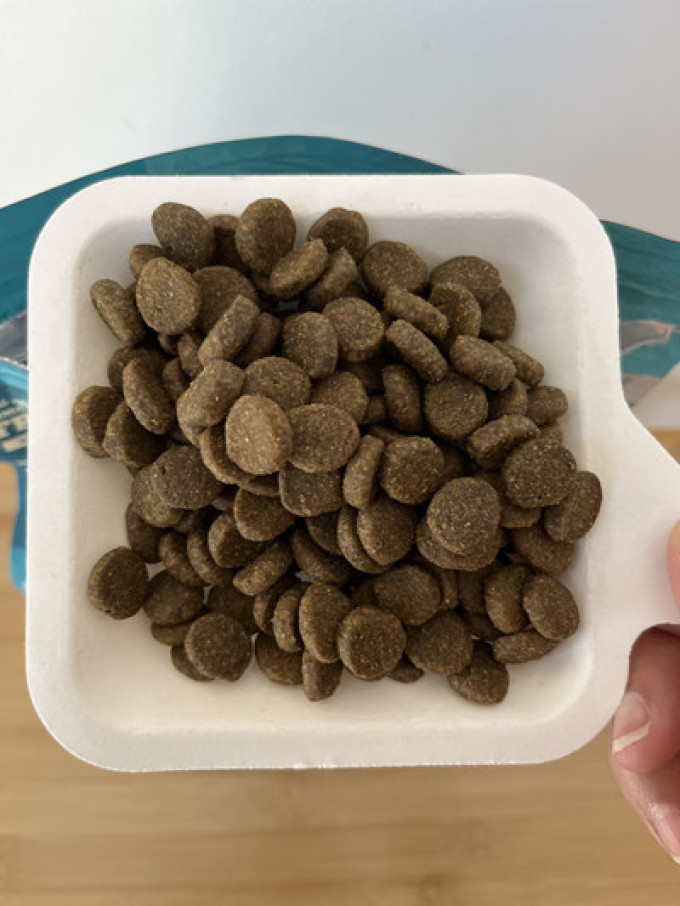 爱肯拿狗狗干粮