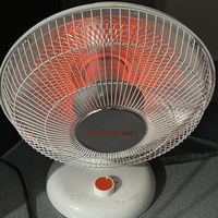 冬日办公室必备小家电小太阳