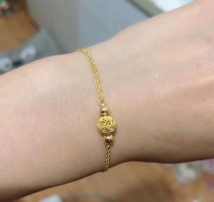 六福珠宝黄金手镯/手链/脚链