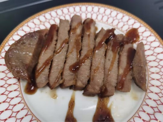 菲力牛排原肉整切