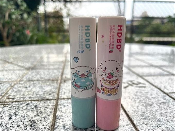 润唇膏