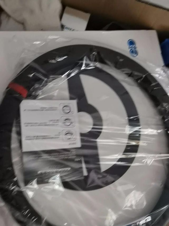 严选超纤材质，不起球，不掉毛。