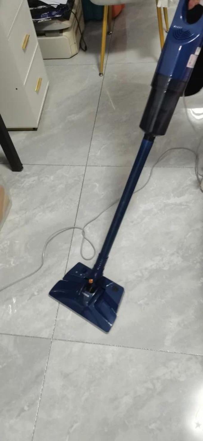 吸尘器