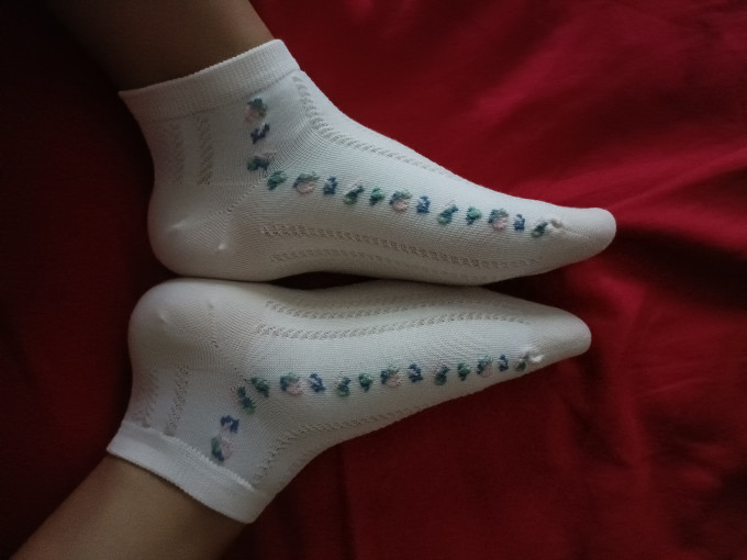 有棵树女袜怎么样 袜子纯棉的,穿着不起球,不臭脚._什么值得买