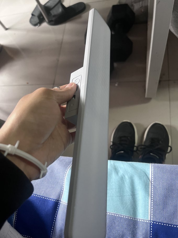 普菱达普通台灯