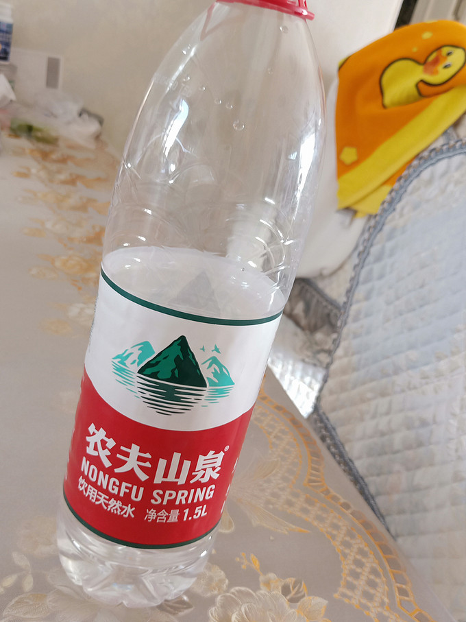 农夫山泉饮用水