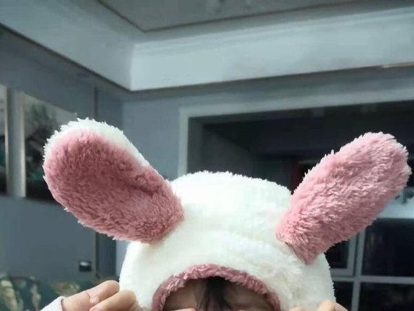 帽子很好看，很暖和，没有浮毛，质量还可以