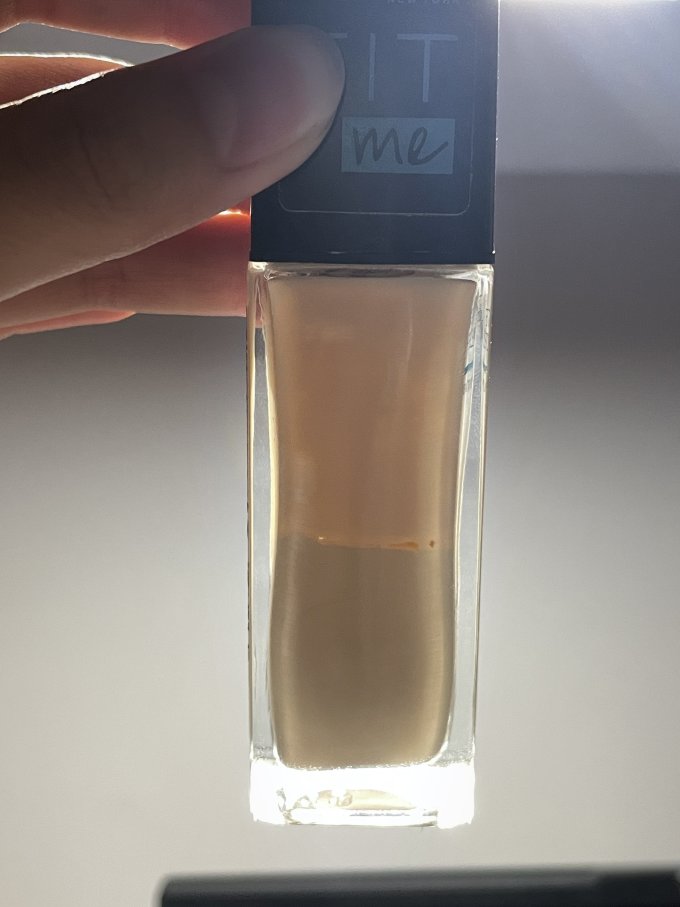 美宝莲粉底液