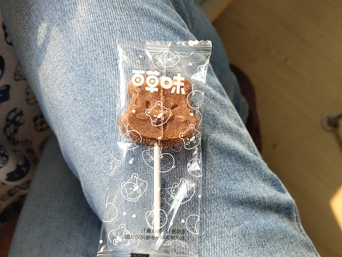 百草味糖果巧克力