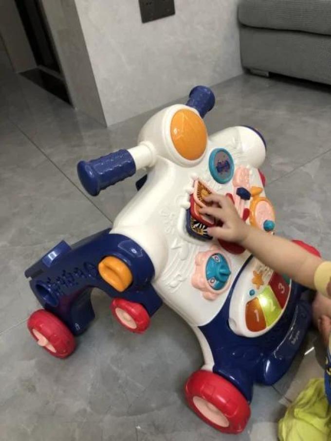 学步车