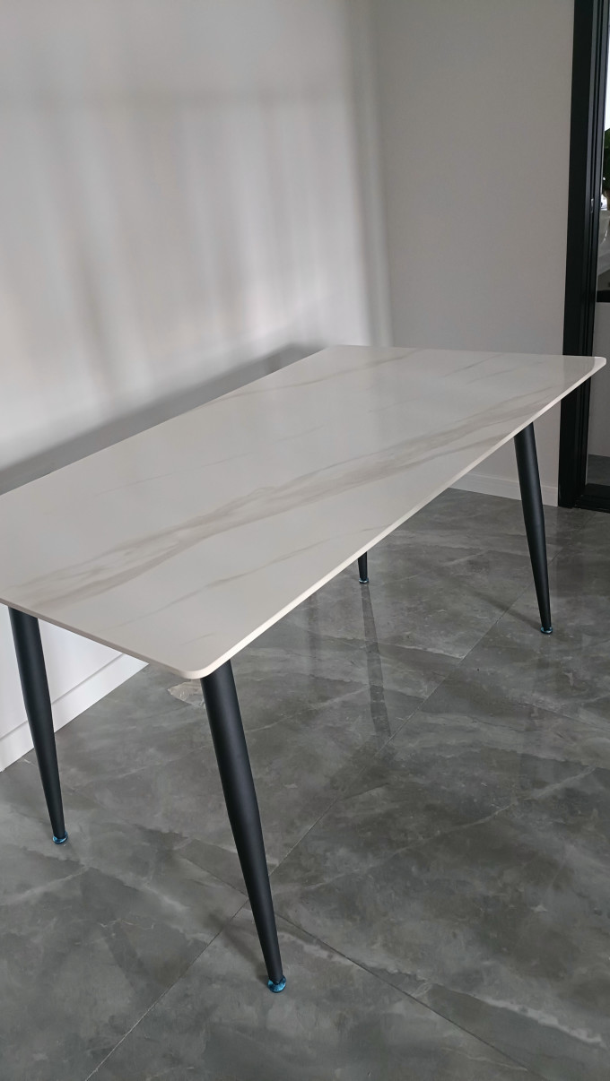 芝华仕餐厅家具