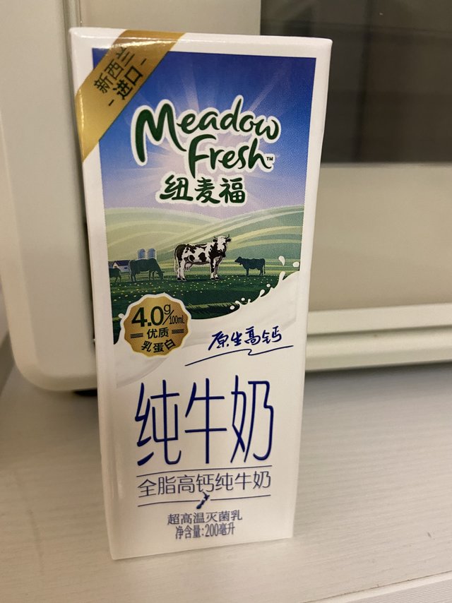 纽麦福 全脂 纯牛奶