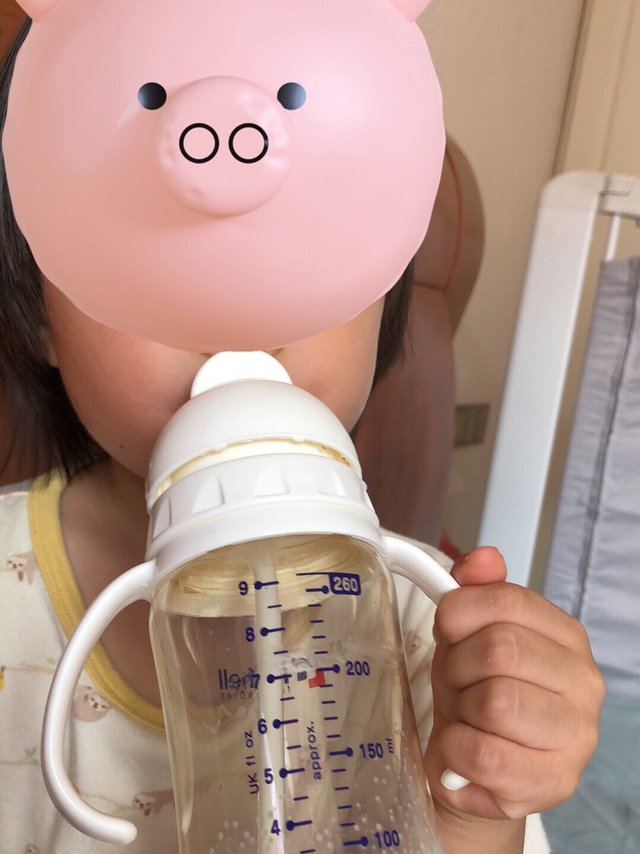 感谢zoey客服的耐心回答，奶瓶好看又好